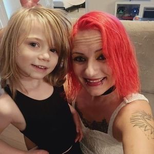 Meet your Posher, Cindy